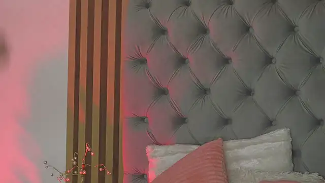 Chat +18 de AvaCherry ao vivo