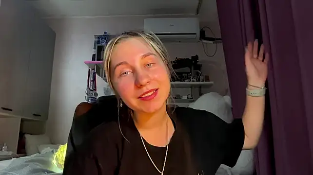 VelvetPinnick live XXX chat