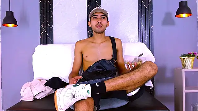 Liam_crox Chat XXX live