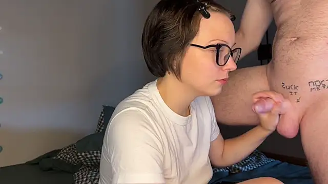 honeyfunnylove's Live XXX Chat
