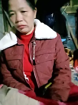 Elfledaa 现场XXX聊天