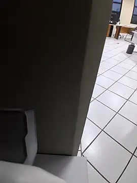 Chat +18 de Lone4u ao vivo