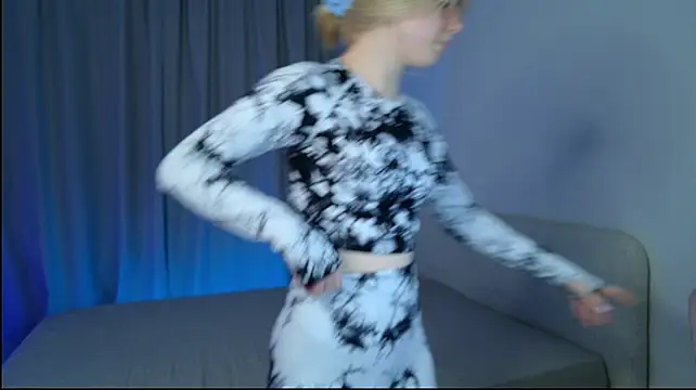 XXX chat uživo modela Bella_amory