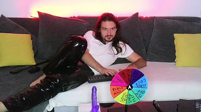SadisticMaster_X élő XXX-chatje