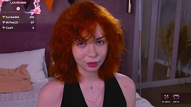 VivienWestWood's Live XXX Chat