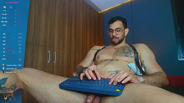 massimo_visconti's Live XXX Chat