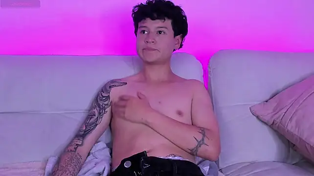 Joe_dark18 élő XXX-chatje