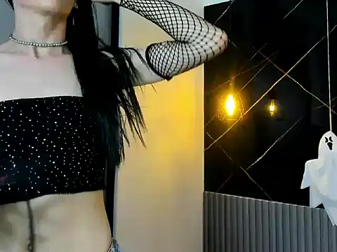 XXX chat uživo modela DafneMiller1