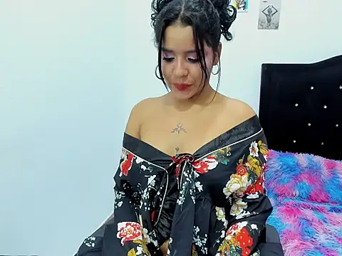 1Lilith_stafyのライブXXXチャット