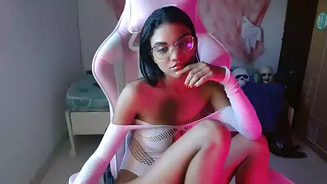 Raya_velvetのライブXXXチャット