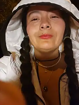 bellapatyのライブXXXチャット