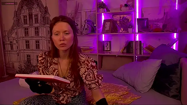 دردشة Freya_Green الجنسية المباشرة