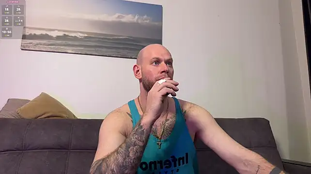 XXX chat uživo modela FireBeard_