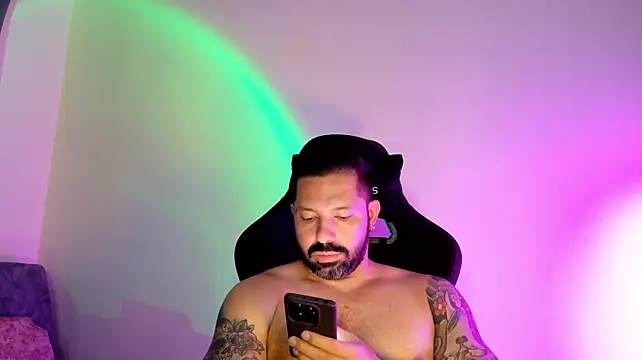 Chatroom XXX en direct de Pierre_Vidal