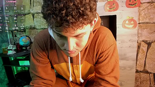 Axel_Romanov: απευθείας συνομιλία ΧΧΧ