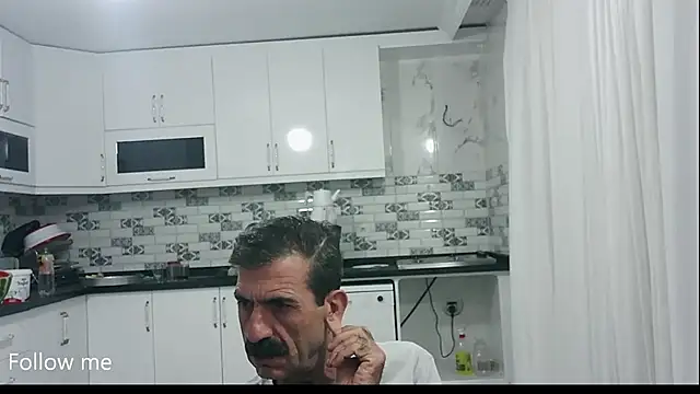 XXX chat uživo modela kobratrk21