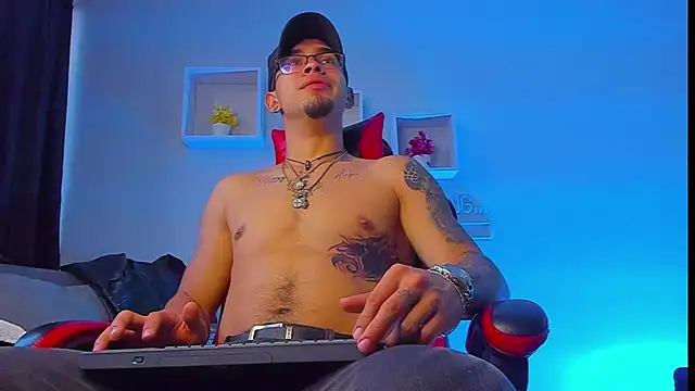 Demond_Master Live XXX Chat