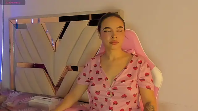 888adara – Naživo XXX chat