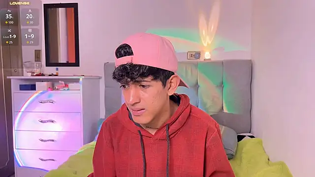צ'אט XXX בשידור חי של teobuff