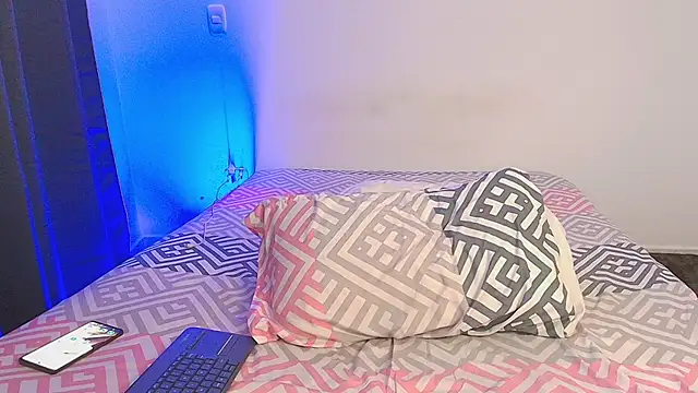 rivaas01 XXX чат на живо