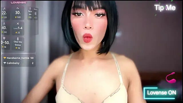 ForbiddenMommyのライブXXXチャット