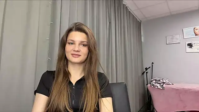 MilaMurri's Live XXX Chat