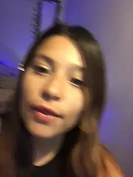 Chat +18 de 3littles ao vivo