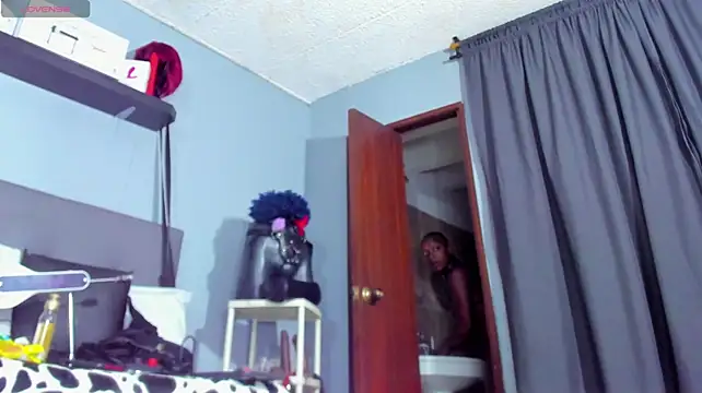 Chat XXX en directo de Coco_Kiss