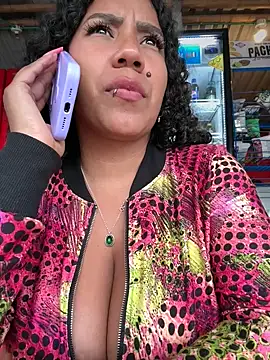 دردشة serena_willow الجنسية المباشرة