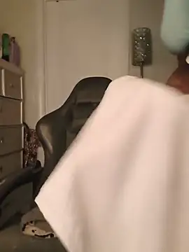 Živý XXX chat butterflybootyy