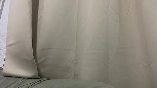 Chat +18 de HoleBreeder ao vivo