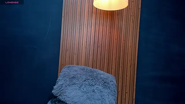 Charlothe_7 Adlı Modelin Canlı XXX Sohbeti
