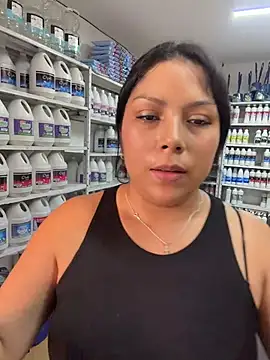 Chat +18 de ISABELLA__LUNA ao vivo