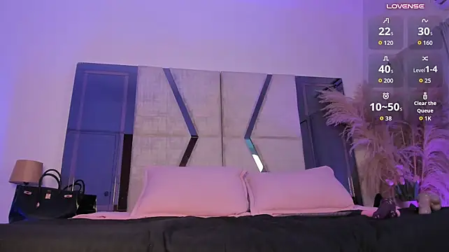 MeganFoxxi_のライブXXXチャット
