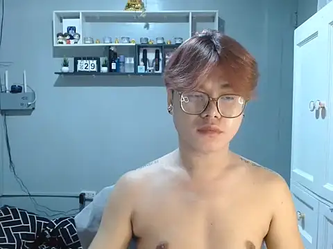 Show modela Chinoy4U na web-kameri