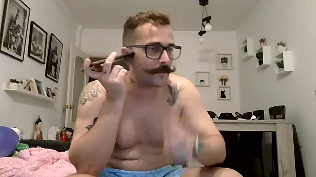 yanick931 Live XXX-Chat
