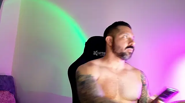 XXX chat uživo modela Pierre_Vidal