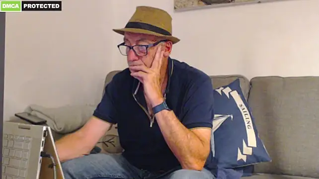 Czat XXX na żywo – bluedae1