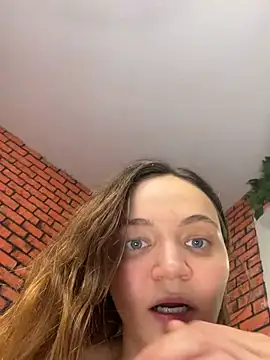 צ'אט XXX בשידור חי של TheYourL