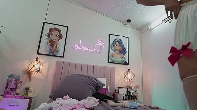 dani_parker_'s Live XXX Chat