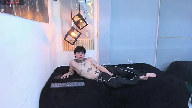 Cry_thereal Live XXX Chat