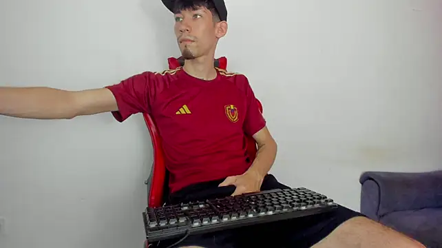 CAMILO__21 – Naživo XXX chat
