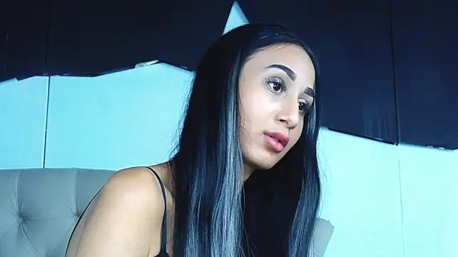 LexxyBloom Chat XXX live