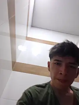 Chat +18 de ZaneHoward ao vivo