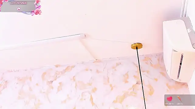 ariannaruiz 现场XXX聊天