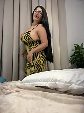 Chat XXX en directo de Issane_Peru