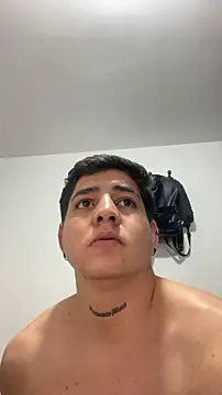Chat XXX ao vivo de Fozil_Dvice