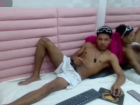 แชท XXX สดของ janner_cum51