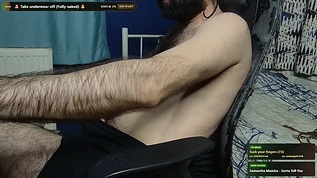 แชท XXX สดของ hairybearcb