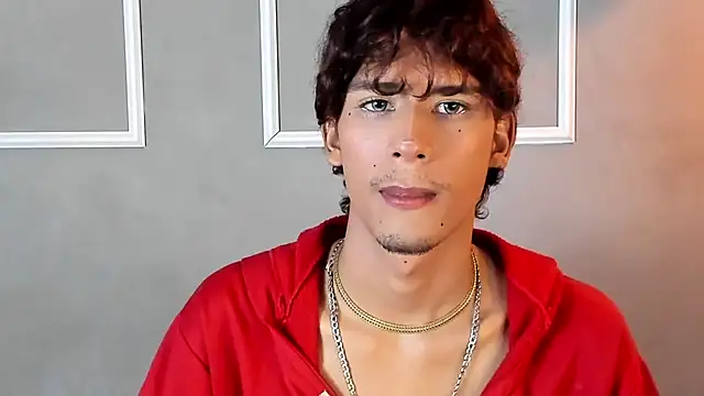 XXX chat uživo modela derek_blake